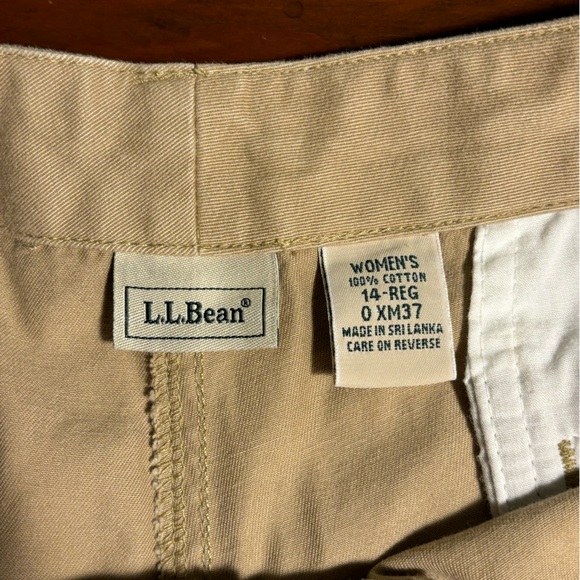 LL Bean Womens khaki shorts size 14 - Picture 2 of 6
